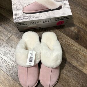 Women's Pink Sheepskin-Lined Suede Slippers Sz 11 Nwt